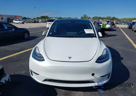2022 Tesla Model Y Long Range Dual Motor All-Wheel Drive из США, поврежденный, VIN 7SAYGDEE2NF385647